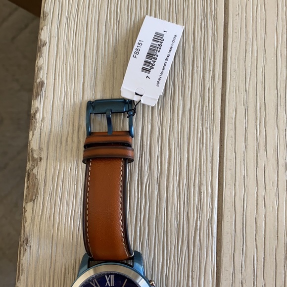 Men’s Fossil Watch - Picture 3 of 6